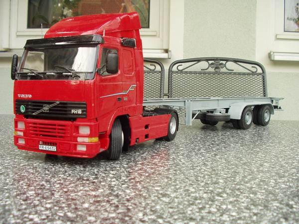 VOLVO FH16 - Vorne 01 mit Trailer ohne Fracht