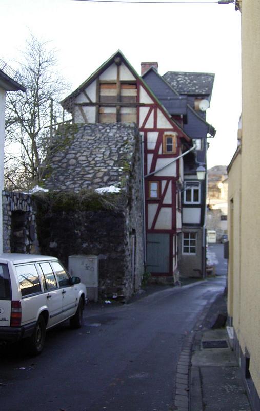 42 - Bebaute Stadtmauer